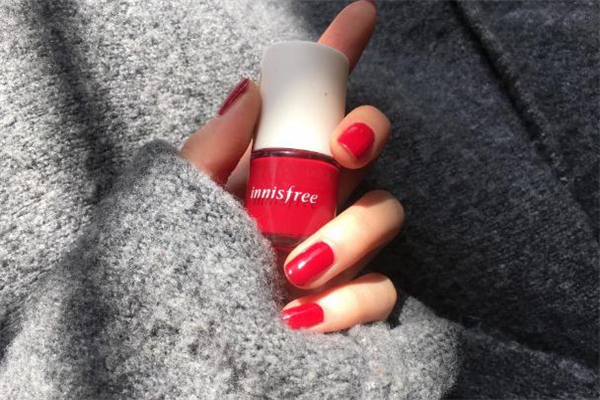 過(guò)期指甲油是什么垃圾 過(guò)期指甲油屬于哪一類垃圾 過(guò)期指甲油是什么垃圾 過(guò)期指甲油屬于哪一類垃圾