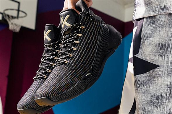 安踏kt4總決賽和kt4區(qū)別 kt4總決賽多少錢 安踏kt4總決賽和kt4區(qū)別 kt4總決賽多少錢