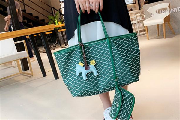 韓國emo狗牙包哪個顏色好看 狗牙包有哪些顏色 韓國emo狗牙包哪個顏色好看 狗牙包有哪些顏色