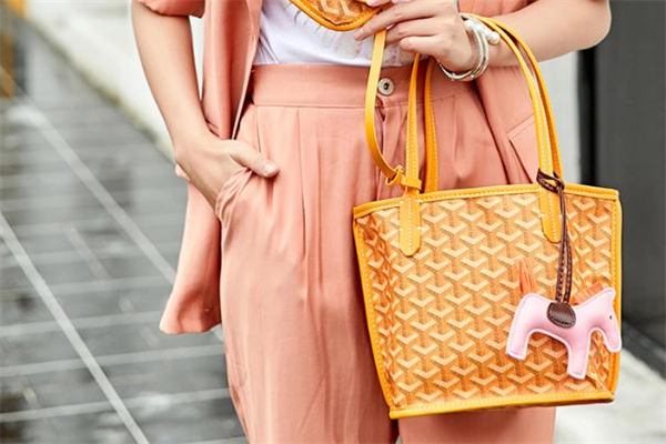 韓國emo狗牙包哪個顏色好看 狗牙包有哪些顏色 韓國emo狗牙包哪個顏色好看 狗牙包有哪些顏色