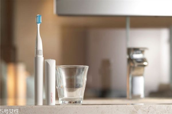 電動(dòng)牙刷為什么這么貴 電動(dòng)牙刷刷頭為啥貴 電動(dòng)牙刷為什么這么貴 電動(dòng)牙刷刷頭為啥貴