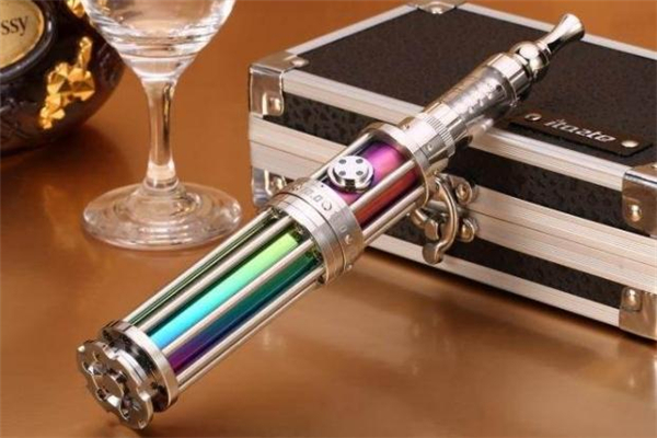 抽電子煙會(huì)口臭嗎 為什么抽電子煙會(huì)口臭 抽電子煙會(huì)口臭嗎 為什么抽電子煙會(huì)口臭