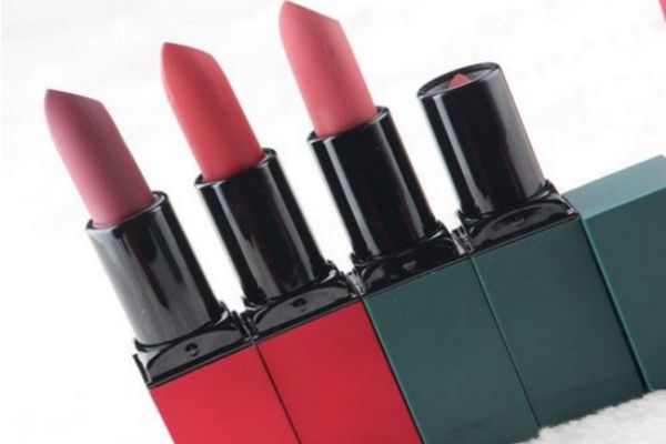 女生最愛(ài)的口紅有哪些 女生一定要有的幾支口紅