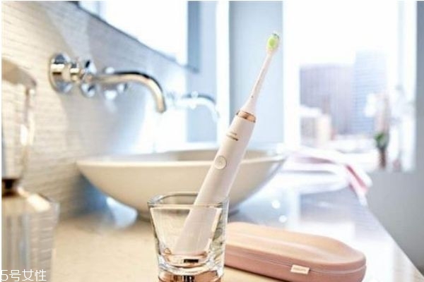 電動(dòng)牙刷買什么樣的好 電動(dòng)牙刷選購指南 電動(dòng)牙刷買什么樣的好 電動(dòng)牙刷選購指南