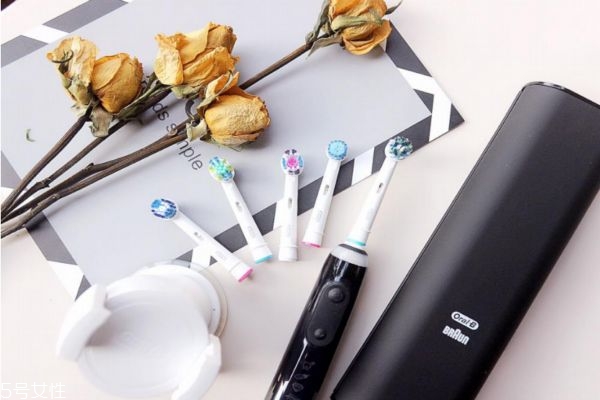 電動(dòng)牙刷能美白牙齒嗎 電動(dòng)牙刷能不能讓牙齒變白 電動(dòng)牙刷能美白牙齒嗎 電動(dòng)牙刷能不能讓牙齒變白