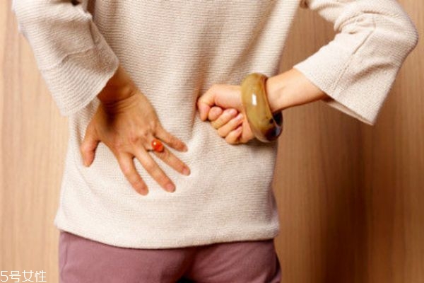 什么是腎結(jié)石 腎結(jié)石的癥狀表現(xiàn) 什么是腎結(jié)石 腎結(jié)石的癥狀表現(xiàn)