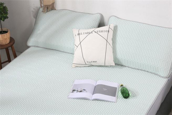 乳膠涼席多久清洗一次 乳膠涼席多長時間清洗最好 乳膠涼席多久清洗一次 乳膠涼席多長時間清洗最好