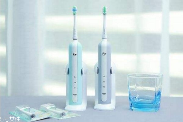 usmile電動(dòng)牙刷好用嗎 usmile電動(dòng)牙刷評(píng)價(jià) usmile電動(dòng)牙刷好用嗎 usmile電動(dòng)牙刷評(píng)價(jià)