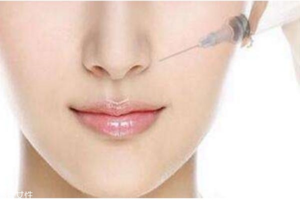 自體脂肪隆鼻不適合的人群 自體脂肪隆鼻過(guò)程 自體脂肪隆鼻不適合的人群 自體脂肪隆鼻過(guò)程