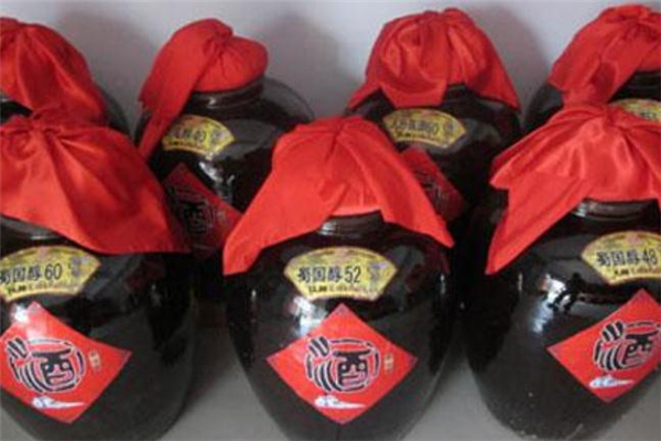 散裝白酒是糧食酒嗎 散裝白酒是勾兌的嗎 散裝白酒是糧食酒嗎 散裝白酒是勾兌的嗎