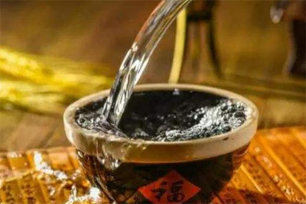 散裝白酒是糧食酒嗎 散裝白酒是勾兌的嗎 散裝白酒是糧食酒嗎 散裝白酒是勾兌的嗎