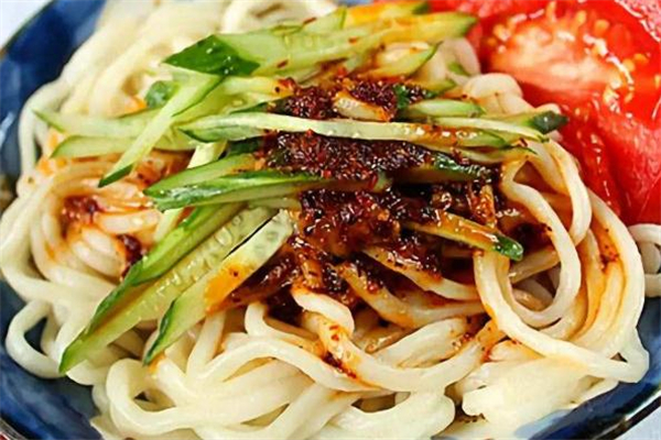 產(chǎn)婦可以吃涼面嗎 坐月子吃涼面有什么影響 產(chǎn)婦可以吃涼面嗎 坐月子吃涼面有什么影響