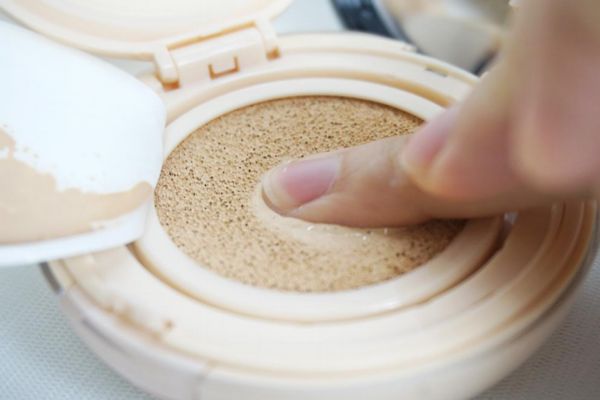 氣墊bb是粉底嗎 新手用粉底液還是氣墊