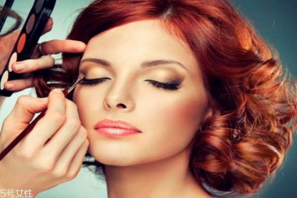 正?；瘖y順序步驟 化妝基本順序