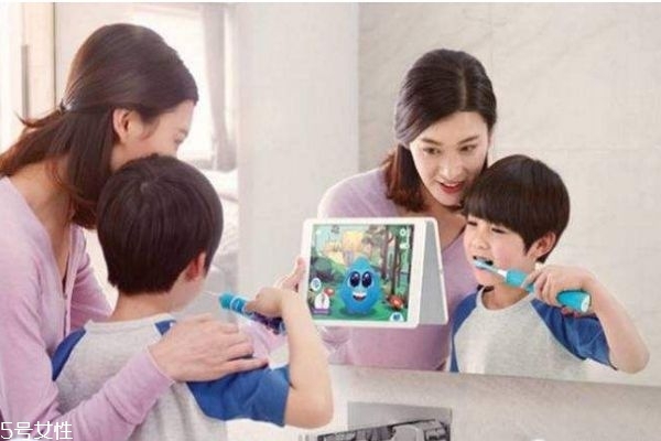 電動(dòng)牙刷兒童幾歲可以使用 兒童幾歲用電動(dòng)牙刷 電動(dòng)牙刷兒童幾歲可以使用 兒童幾歲用電動(dòng)牙刷