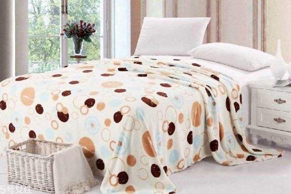 為什么床上的螨蟲對人危害最大 怎么防治床上螨蟲的危害 為什么床上的螨蟲對人危害最大 怎么防治床上螨蟲的危害