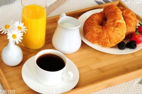 長期不吃早餐有什么危害 長期不吃早餐10大危害 長期不吃早餐有什么危害 長期不吃早餐10大危害