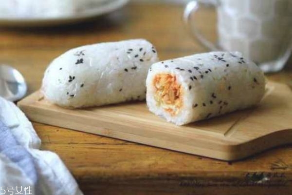 好吃的早餐做法大全 好吃又簡(jiǎn)單的早餐做法 好吃的早餐做法大全 好吃又簡(jiǎn)單的早餐做法