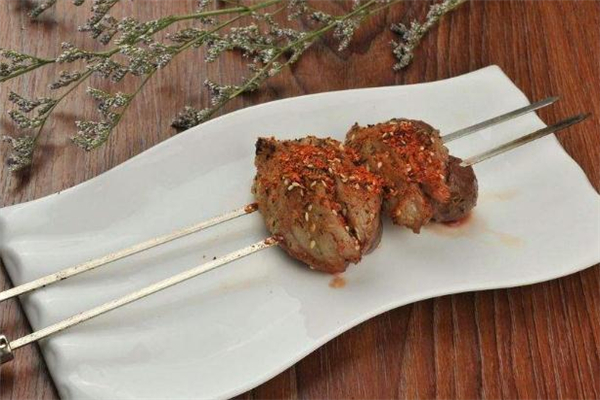 羊腰子怎么處理騷筋 羊腰子騷筋在哪里 羊腰子怎么處理騷筋 羊腰子騷筋在哪里