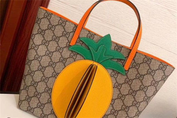 gucci菠蘿包多少錢 gucci兒童菠蘿包專柜價(jià)格 gucci菠蘿包多少錢 gucci兒童菠蘿包專柜價(jià)格