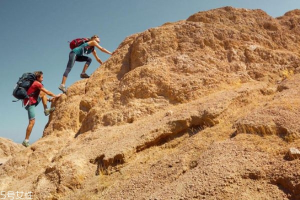 爬山能減肥嗎 爬山的優(yōu)缺點(diǎn) 爬山能減肥嗎 爬山的優(yōu)缺點(diǎn)