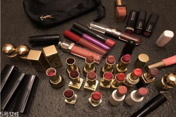 有哪些非常經(jīng)典或者一直非?；鸬目诩t 最火口紅排行榜