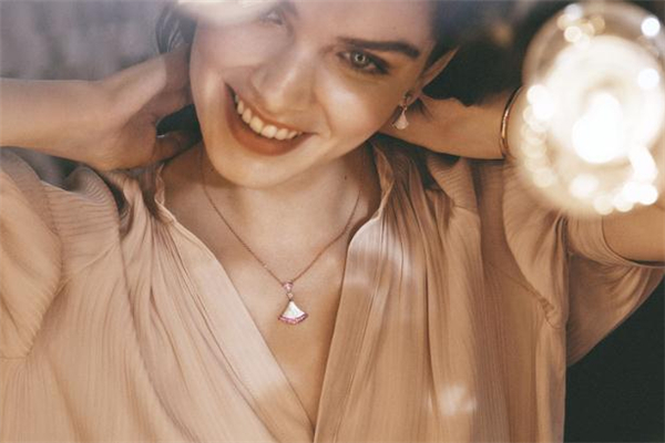 2019寶格麗七夕限定款項(xiàng)鏈多少錢(qián) 寶格麗七夕新品項(xiàng)鏈