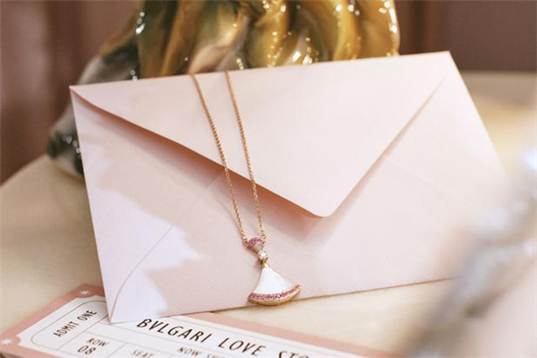 2019寶格麗七夕限定款項(xiàng)鏈多少錢(qián) 寶格麗七夕新品項(xiàng)鏈