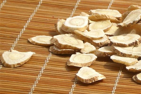 黃芪粉和三七粉可以同時(shí)吃嗎 黃芪粉和三七粉同服好嗎 黃芪粉和三七粉可以同時(shí)吃嗎 黃芪粉和三七粉同服好嗎