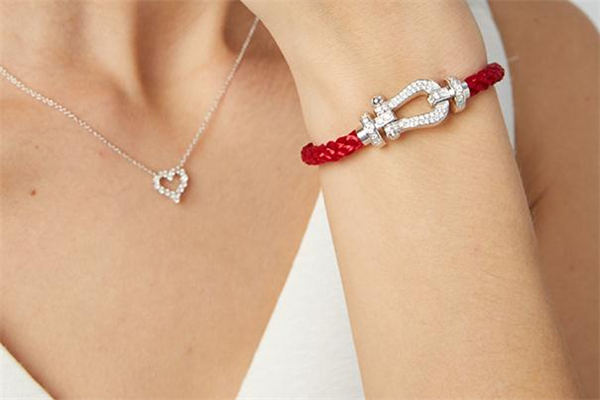 fred手鏈多少錢(qián) fred手鏈官網(wǎng)價(jià)格 fred手鏈多少錢(qián) fred手鏈官網(wǎng)價(jià)格