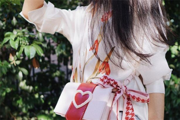 2019小ck七夕限定包包多少錢 小ck七夕限定禮盒價格 2019小ck七夕限定包包多少錢 小ck七夕限定禮盒價格