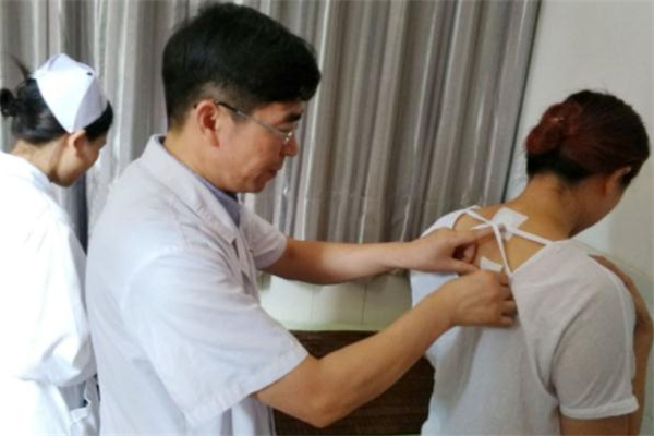 貼三伏貼會推遲月經(jīng)嗎 貼三伏貼會影響月經(jīng)嗎 貼三伏貼會推遲月經(jīng)嗎 貼三伏貼會影響月經(jīng)嗎