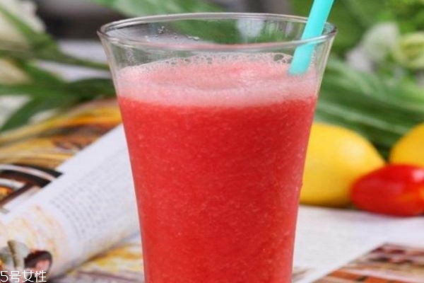 西瓜汁怎么保存好 西瓜汁能保存多久不變質(zhì) 西瓜汁怎么保存好 西瓜汁能保存多久不變質(zhì)