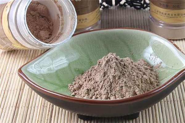 丹參粉不能和什么一起吃 丹參粉不能和什么同服 丹參粉不能和什么一起吃 丹參粉不能和什么同服