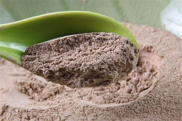 丹參粉什么時間吃最好 丹參粉飯前吃還是飯后吃好 丹參粉什么時間吃最好 丹參粉飯前吃還是飯后吃好