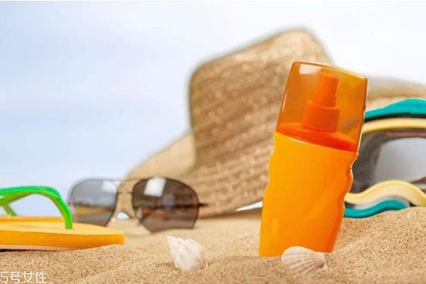 防曬霜嗆眼睛怎么辦 防曬霜嗆眼睛怎么回事 防曬霜嗆眼睛怎么辦 防曬霜嗆眼睛怎么回事