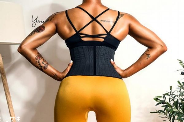 束腰帶的害處 束腰帶瘦腰注意事項 束腰帶的害處 束腰帶瘦腰注意事項