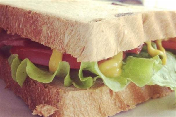 三明治可以隔夜嗎 過夜的三明治能吃嗎 三明治可以隔夜嗎 過夜的三明治能吃嗎