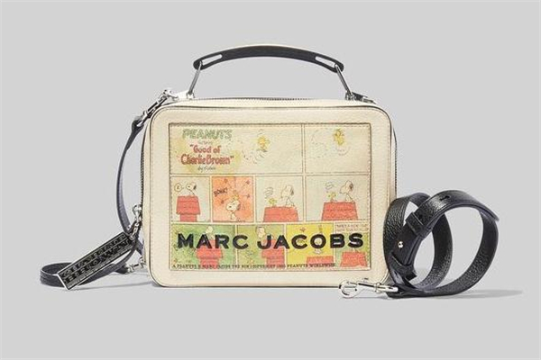 marc jacobs史努比相機(jī)包多少錢 馬克雅可布史努比聯(lián)名 marc jacobs史努比相機(jī)包多少錢 馬克雅可布史努比聯(lián)名