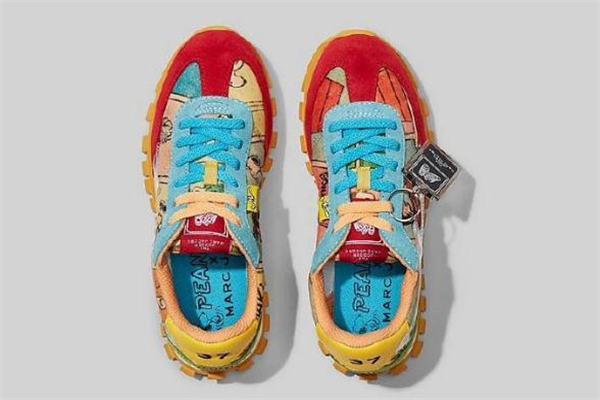 marc jacobs史努比運(yùn)動(dòng)鞋多少錢 馬克雅可布史努比鞋子 marc jacobs史努比運(yùn)動(dòng)鞋多少錢 馬克雅可布史努比鞋子