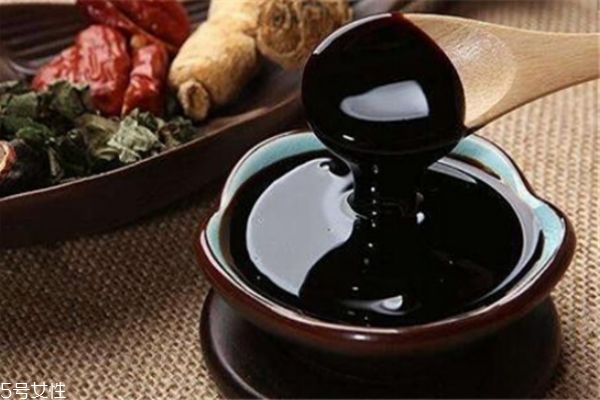 膏方適合什么年齡 膏方什么時(shí)候吃最好 膏方適合什么年齡 膏方什么時(shí)候吃最好