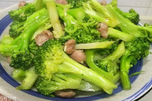 吃西蘭花有什么好處 西蘭花熱量 吃西蘭花有什么好處 西蘭花熱量