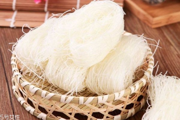 孕婦可以吃粉絲嗎 孕婦吃粉絲的注意事項 孕婦可以吃粉絲嗎 孕婦吃粉絲的注意事項