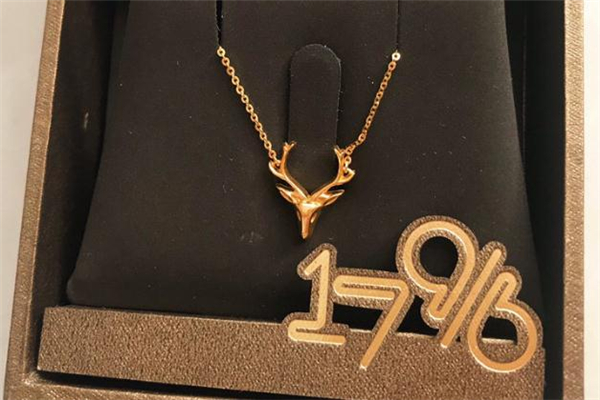 周大福鹿角項(xiàng)鏈多少錢 周大福17916鹿角項(xiàng)鏈價格