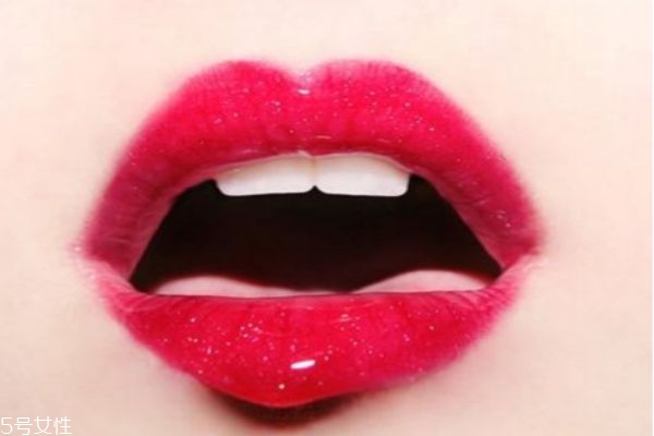 如何可以豐唇 豐唇手術(shù)需要注意什么呢 如何可以豐唇 豐唇手術(shù)需要注意什么呢