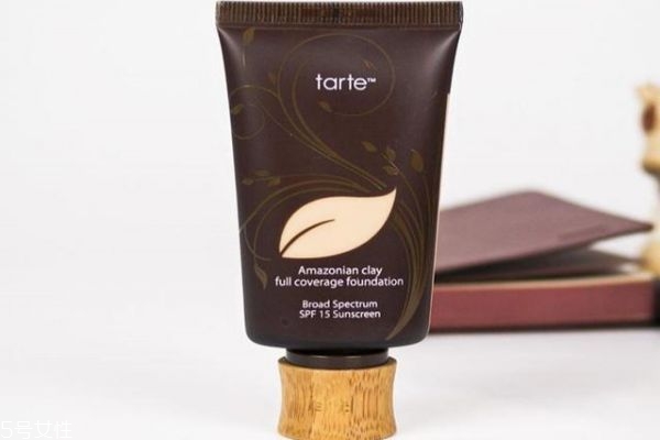 油皮適合什么粉底液 油性皮膚粉底液10強(qiáng) 油皮適合什么粉底液 油性皮膚粉底液10強(qiáng)