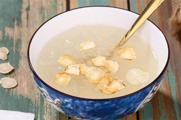 西洋參和決明子能一起泡水喝嗎 西洋參決明子茶的功效 西洋參和決明子能一起泡水喝嗎 西洋參決明子茶的功效