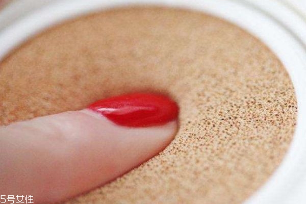 為什么有時(shí)候會(huì)卡粉 卡粉是什么原因造成的呢 為什么有時(shí)候會(huì)卡粉 卡粉是什么原因造成的呢