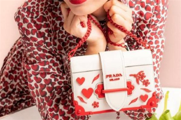 2019prada七夕限定包包多少錢 prada七夕限定包包款式 2019prada七夕限定包包多少錢 prada七夕限定包包款式