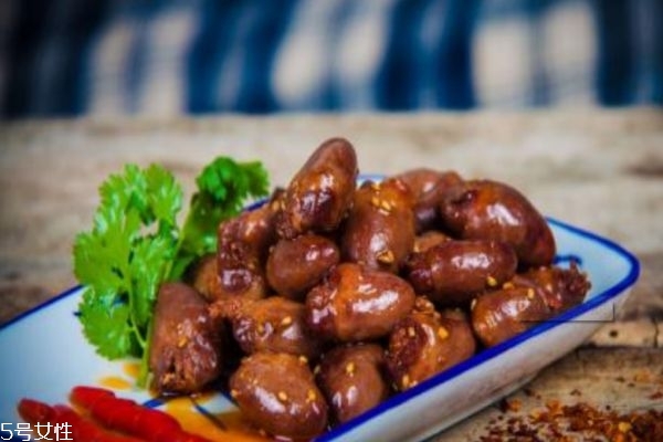 雞心有什么好處 多吃雞心上火嗎 雞心有什么好處 多吃雞心上火嗎